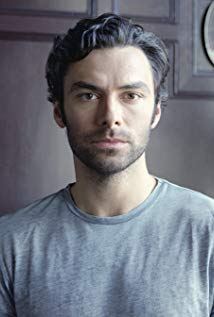 How tall is Aidan Turner?